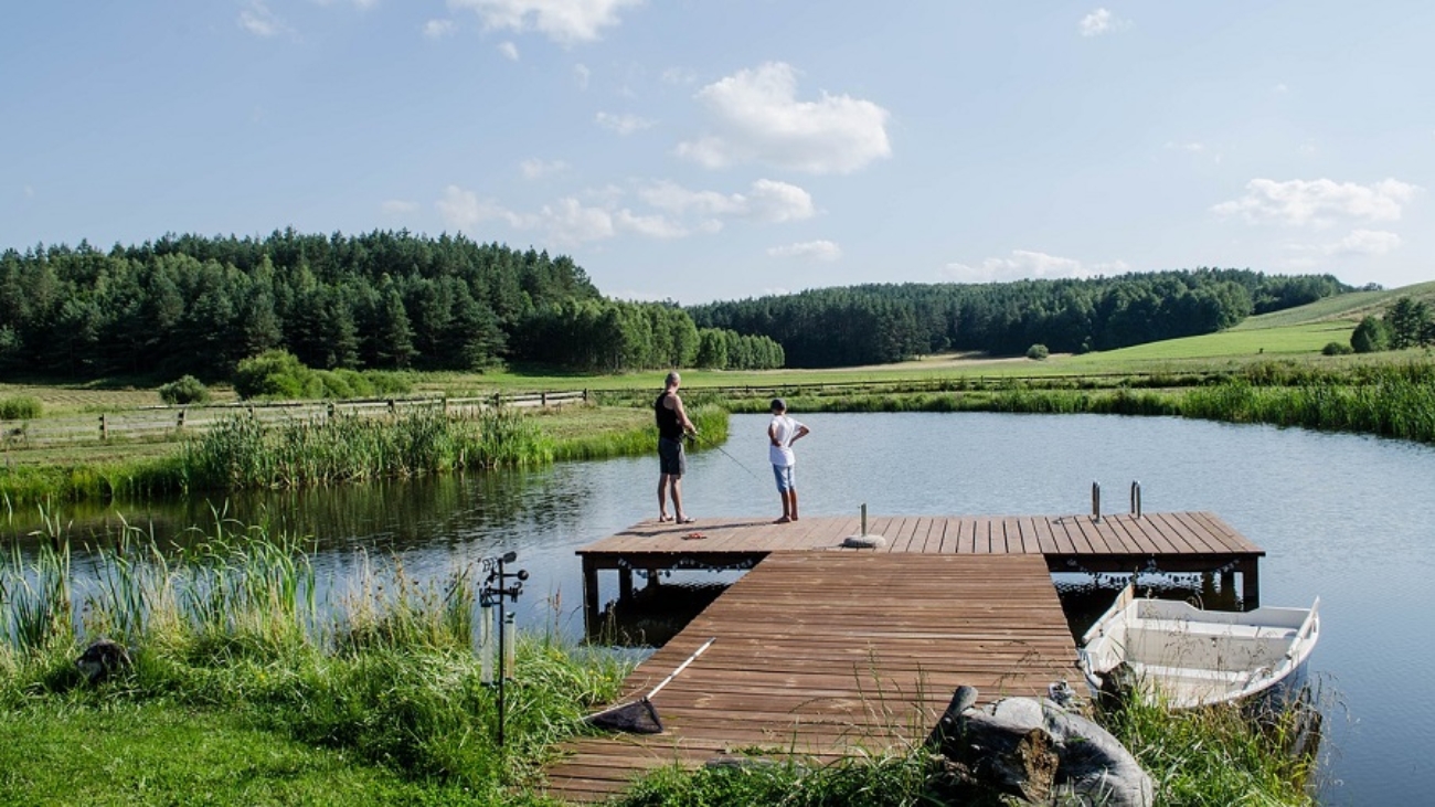 działki z linią brzegową mazury